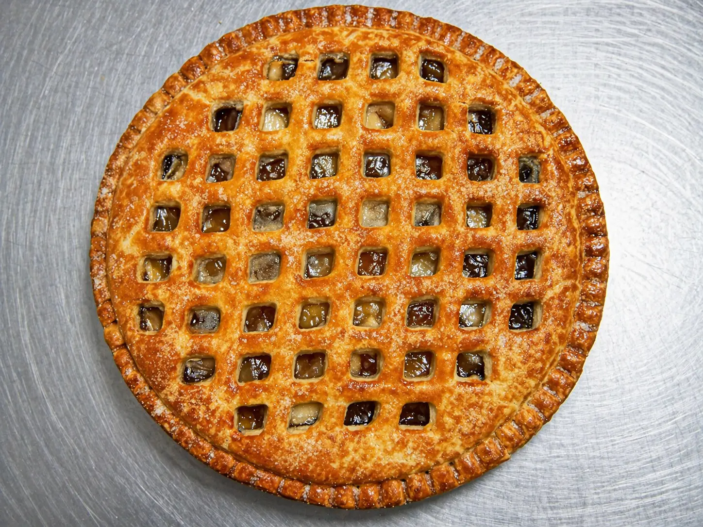 fresh baked apple pie